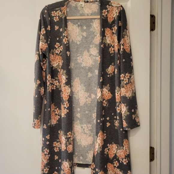 Sew In Love NWOT Floral Cardigan Large - Picture 10 of 10